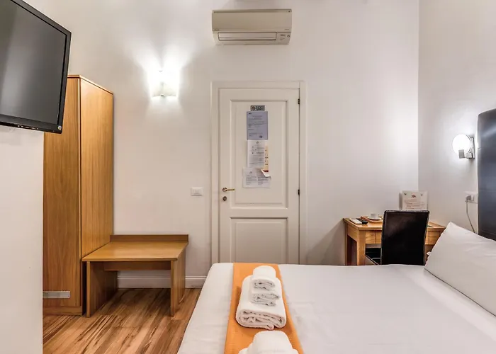 Casa de hóspedes Magenta Deluxe Cancello 4*